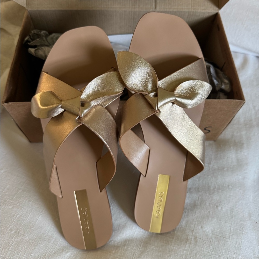 Tais Bow Sandal 🎀